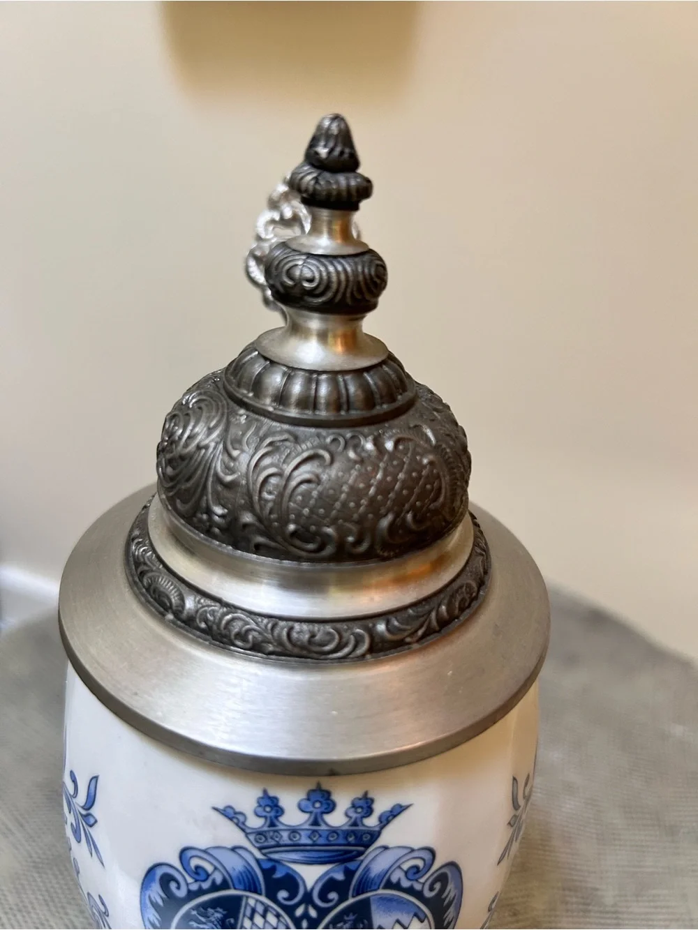 Zoller & Born ~ Schrobenhausen, Germany ~ Ornate 9.5” Lidded Beer Stein